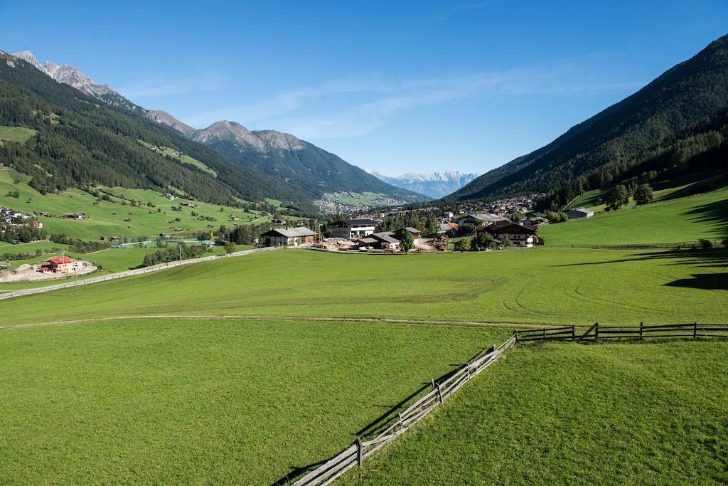 Pension Roasthof Neustift im Stubaital Extérieur photo
