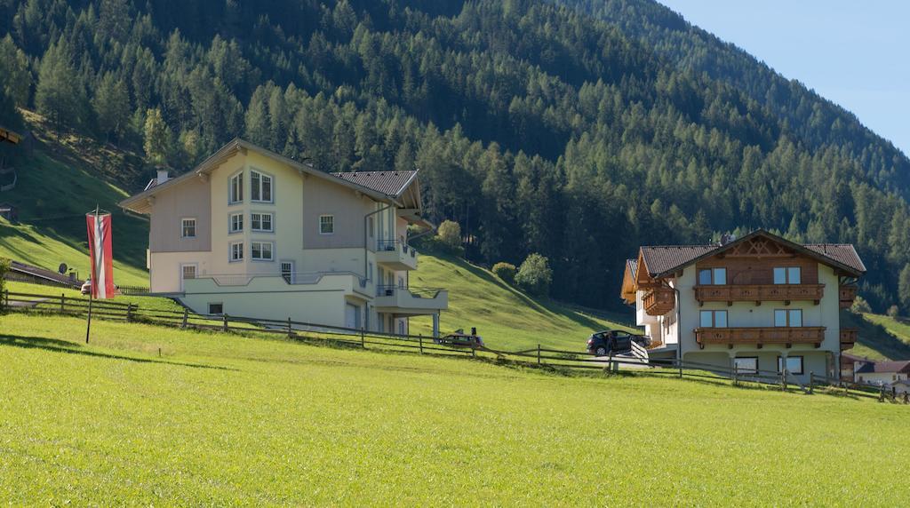 Pension Roasthof Neustift im Stubaital Extérieur photo